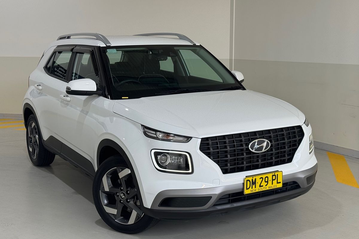 SOLD 2021 Hyundai Venue Active in WHITE | Used SUV | Tweed Heads South NSW