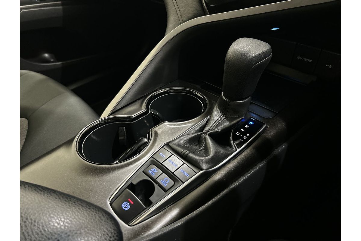 2021 Toyota Camry Ascent AXVH70R