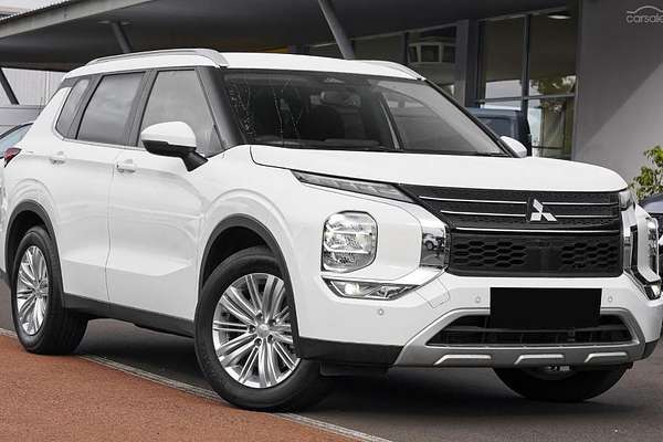 2024 Mitsubishi Outlander LS ZM AWD