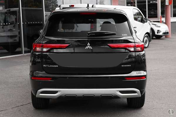 2024 Mitsubishi Outlander Exceed ZM AWD