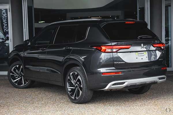 2024 Mitsubishi Outlander Exceed Tourer ZM AWD