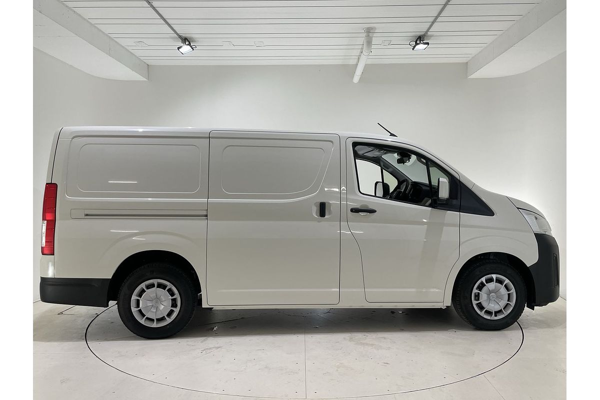 2024 Toyota Hiace GDH300R LWB