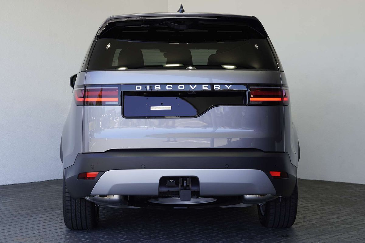 2024 Land Rover Discovery D350 S Series 5