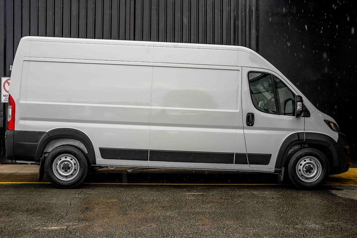 2024 Fiat Ducato Series 9 LWB