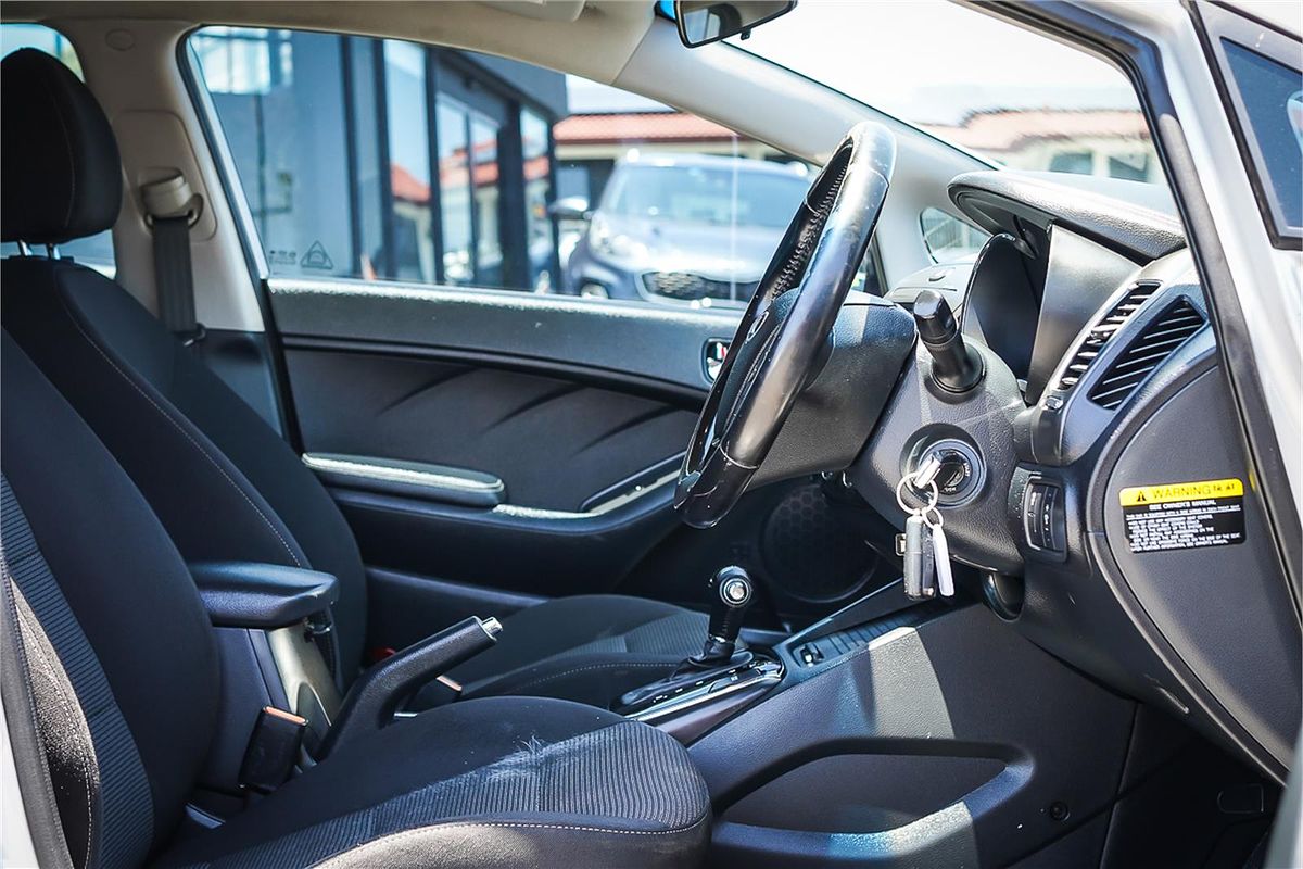 2017 Kia Cerato Sport YD