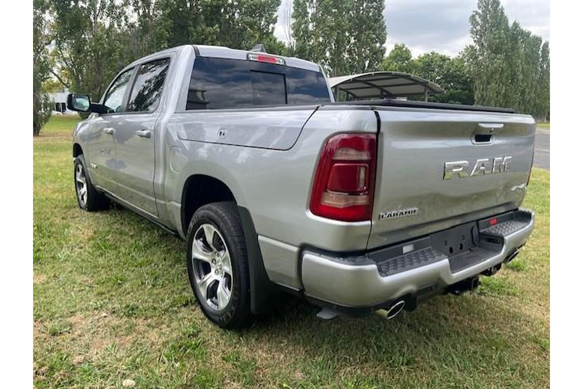 2024 RAM 1500 Laramie Sport RamBox DT 4X4 SWB