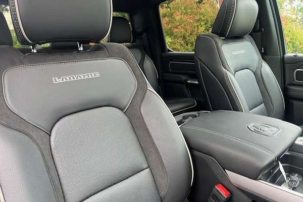 2024 RAM 1500 Laramie Sport RamBox DT 4X4 SWB