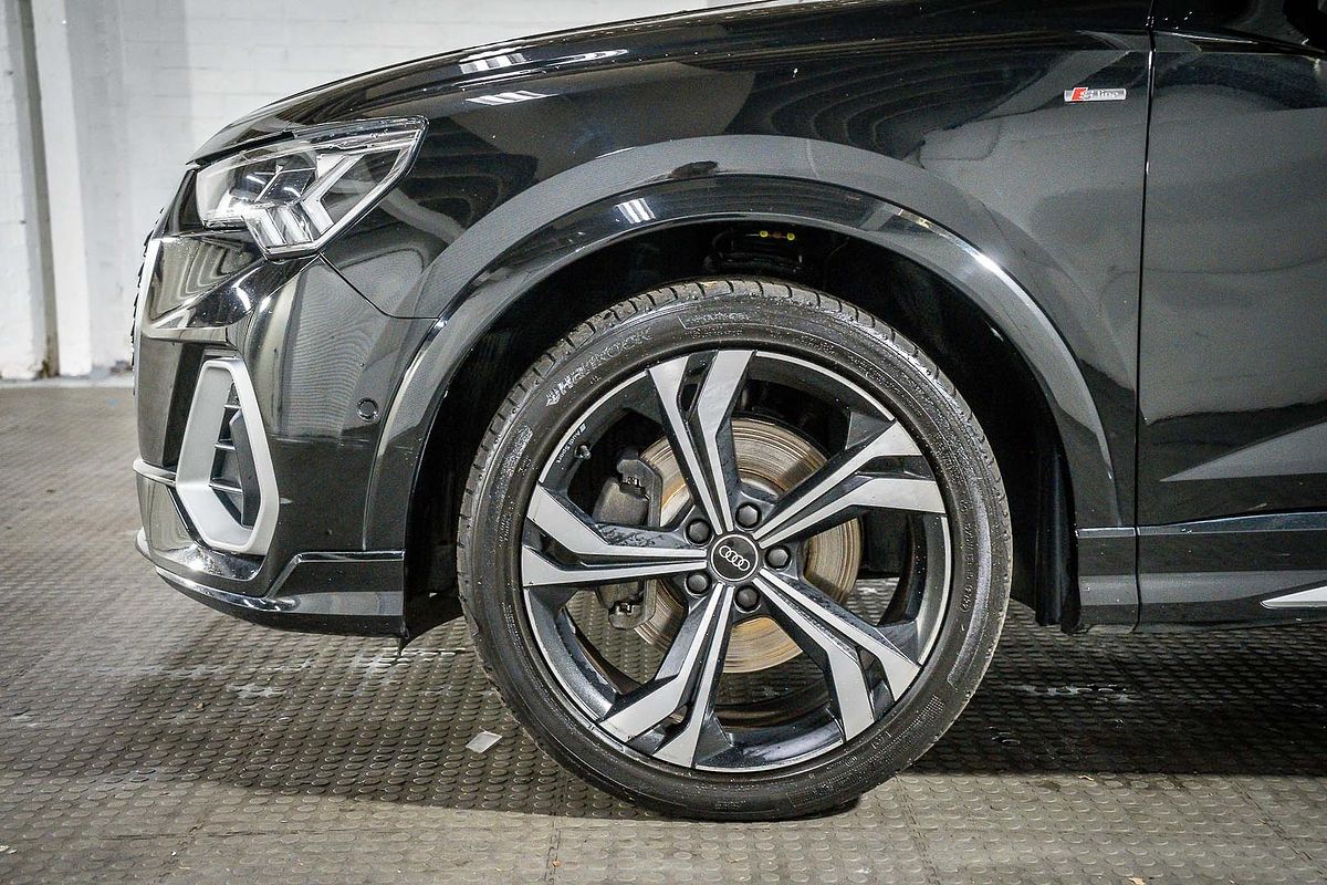 2020 Audi Q3 40 TFSI S line F3