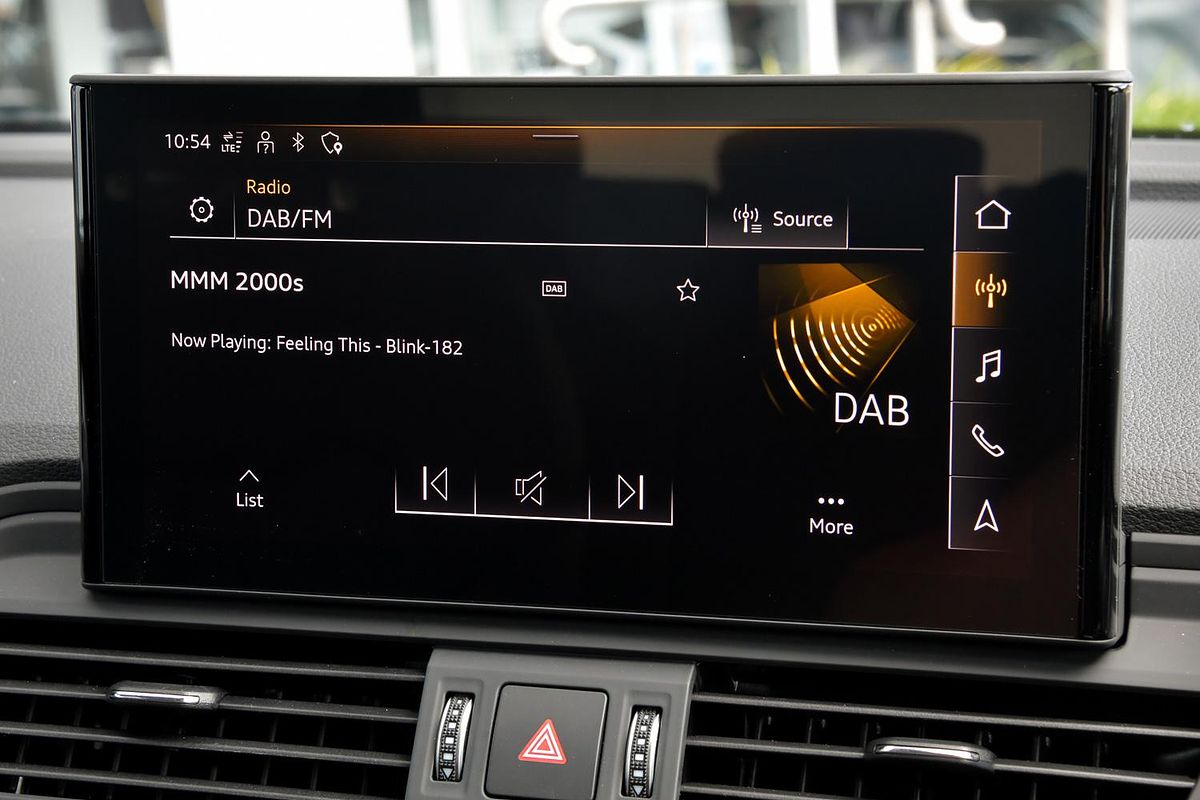 2024 Audi Q5 45 TFSI Sport FY