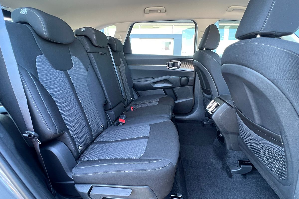 2024 Kia Sorento S MQ4 PE