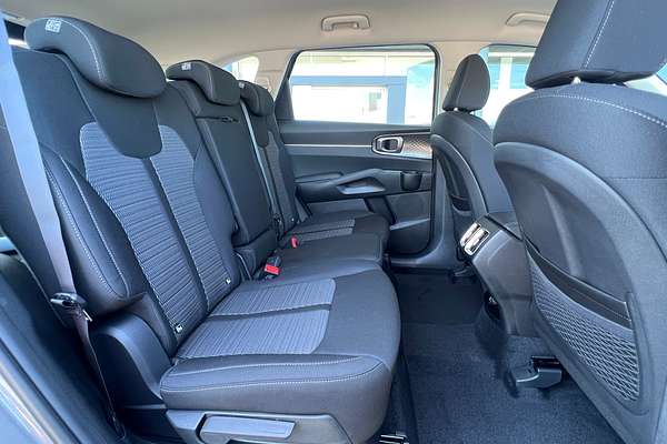 2024 Kia Sorento S MQ4 PE