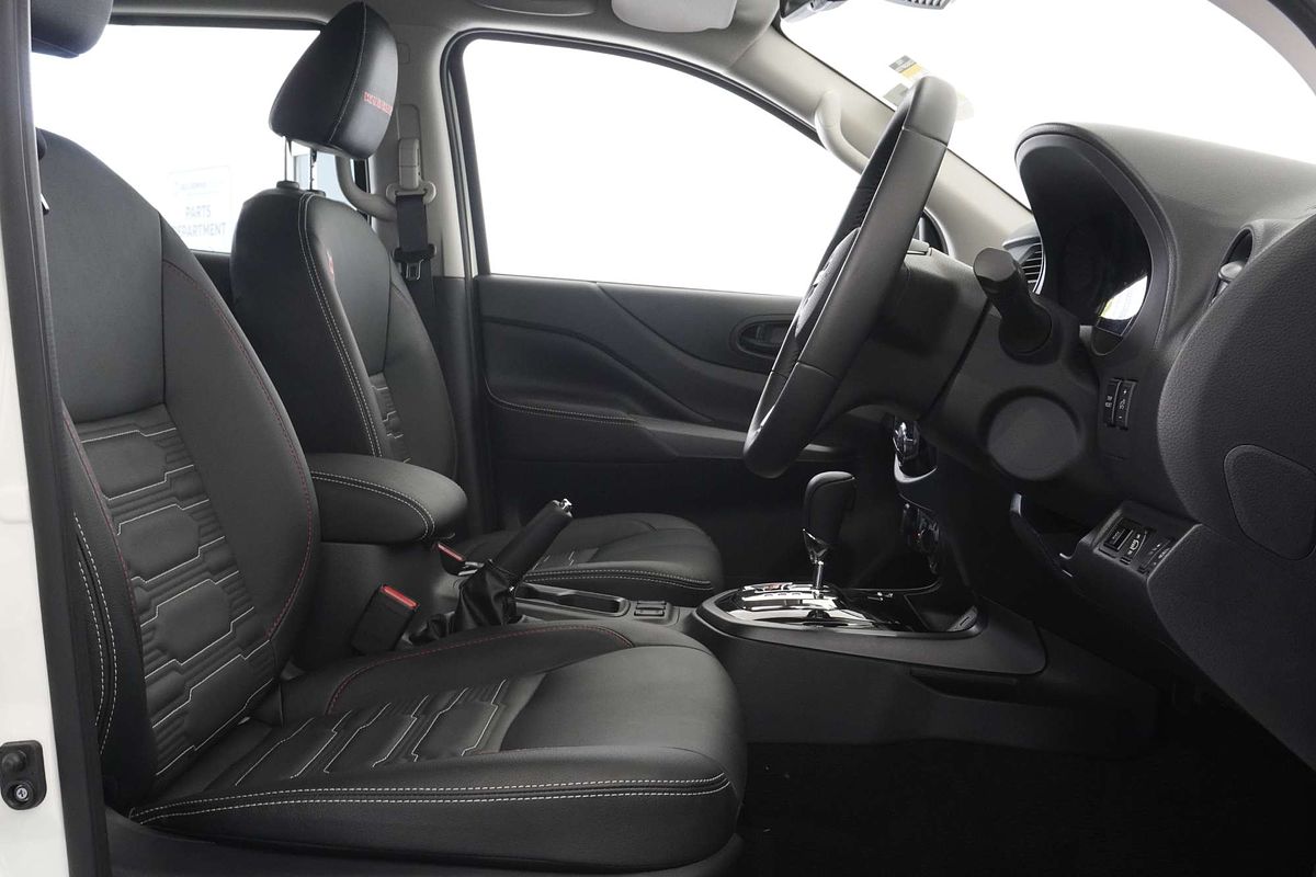 2024 Nissan Navara PRO-4X Warrior D23 4X4