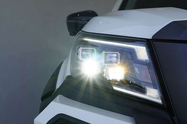 2024 Nissan Navara PRO-4X Warrior D23 4X4