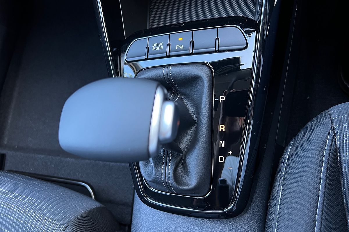 2024 Kia Stonic Sport YB
