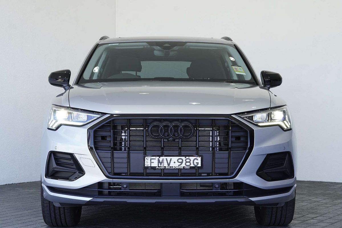 2024 Audi Q3 35 TFSI Dynamic Black F3
