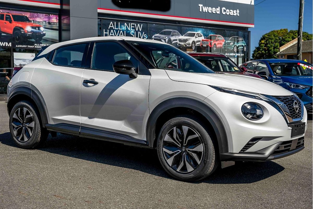 2024 Nissan JUKE ST F16