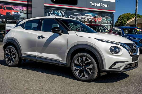 2024 Nissan JUKE ST F16