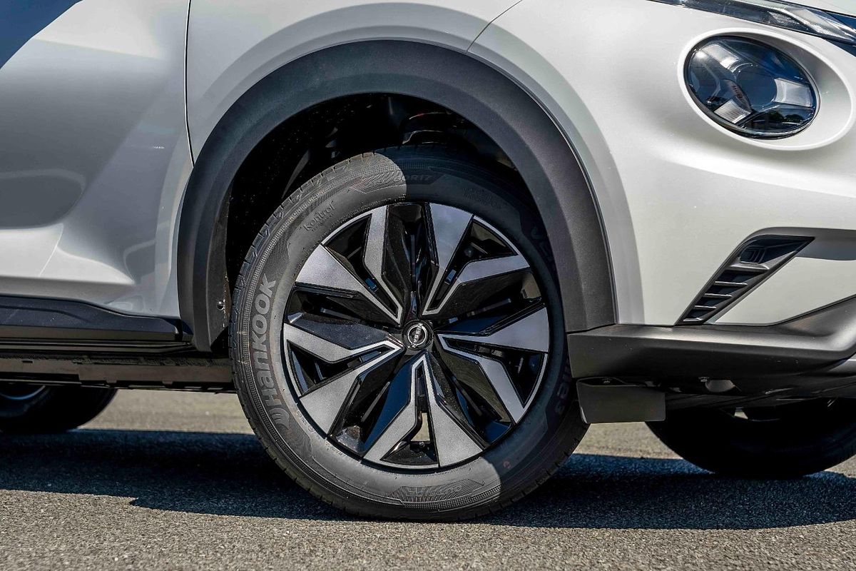 2024 Nissan JUKE ST F16