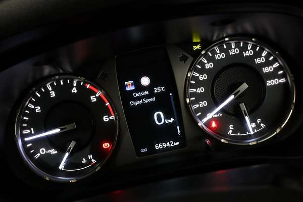 2021 Toyota Hilux SR GUN126R 4X4