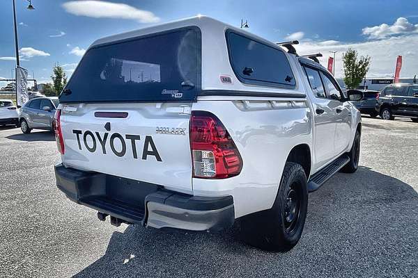 2017 Toyota Hilux SR GUN126R 4X4