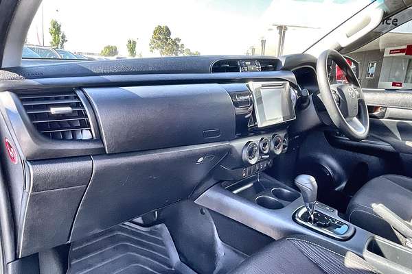 2017 Toyota Hilux SR GUN126R 4X4