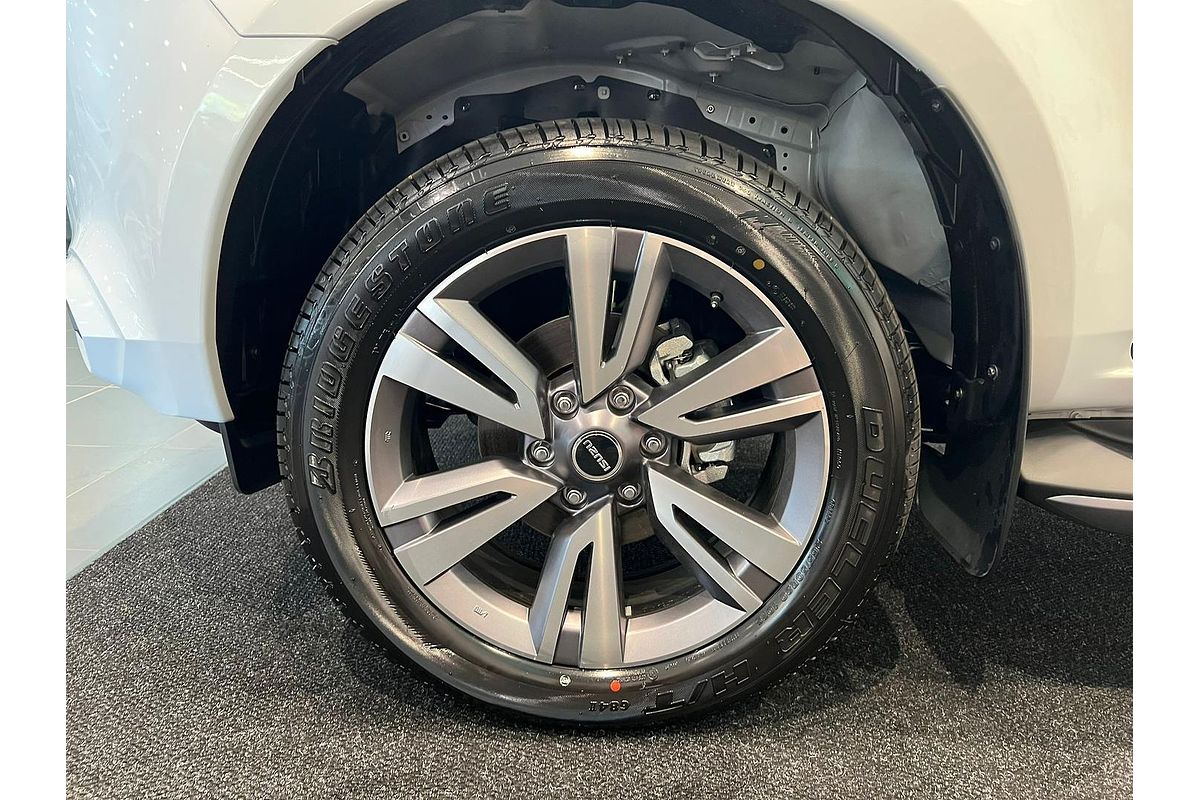 2024 Isuzu MU-X LS-T
