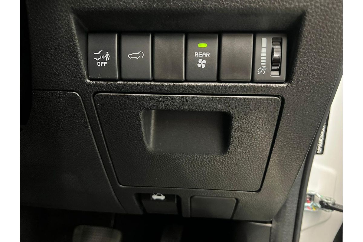 2024 Isuzu MU-X LS-T