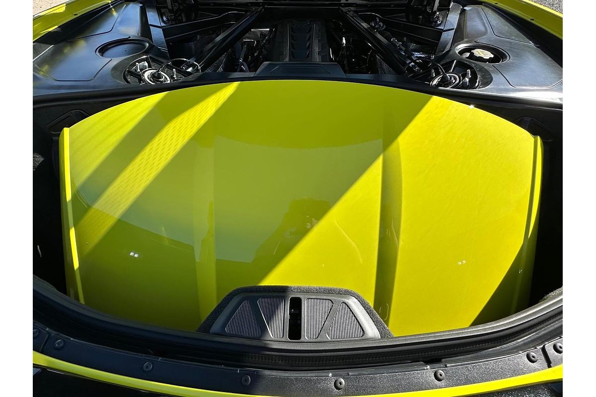 2024 Chevrolet Corvette Stingray 2LT C8