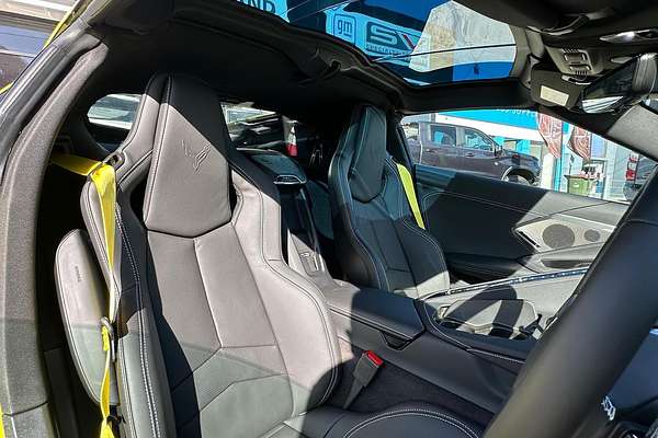 2024 Chevrolet Corvette Stingray 2LT C8