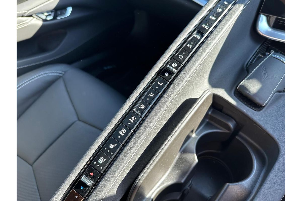 2024 Chevrolet Corvette Stingray 2LT C8