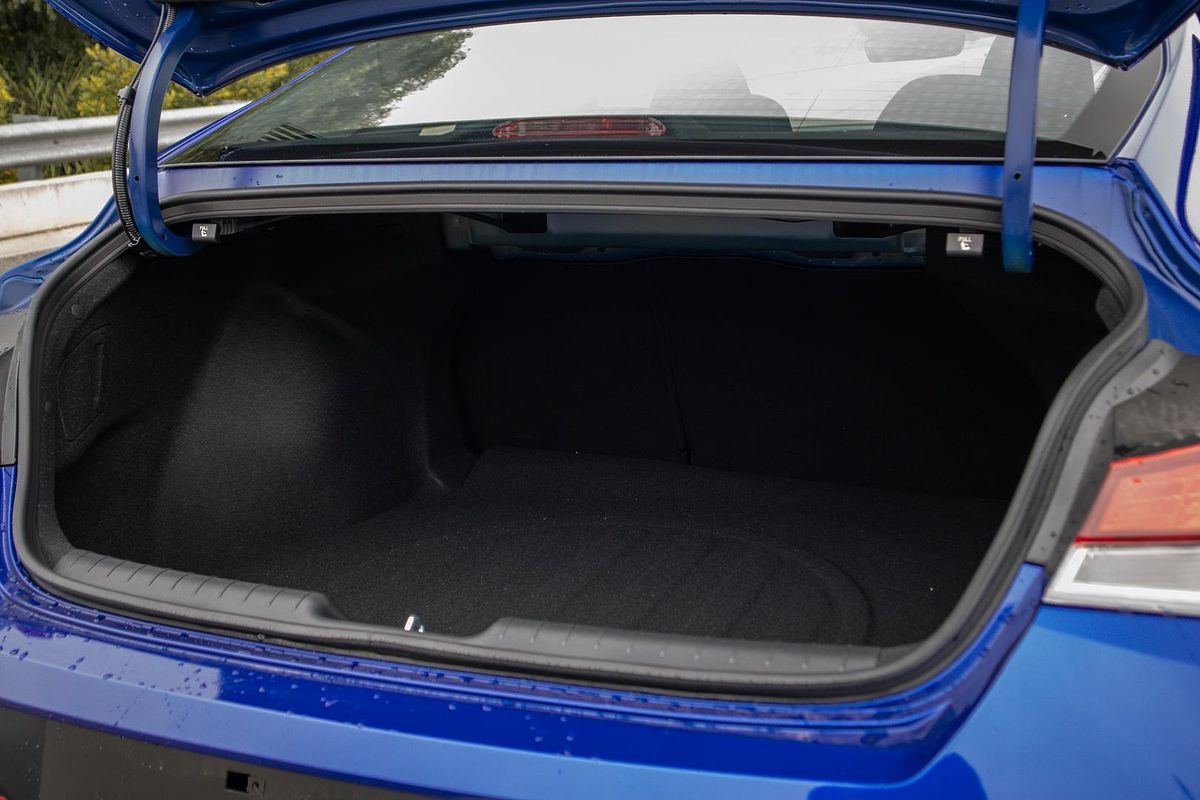 2025 Hyundai i30 Hybrid CN7.V2