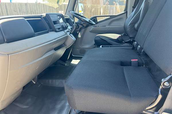 2017 Fuso Canter 515  4x2