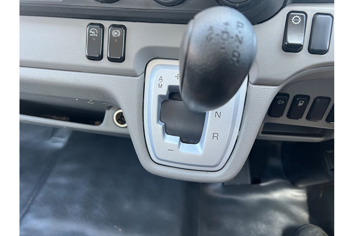 2017 Fuso Canter 515  4x2