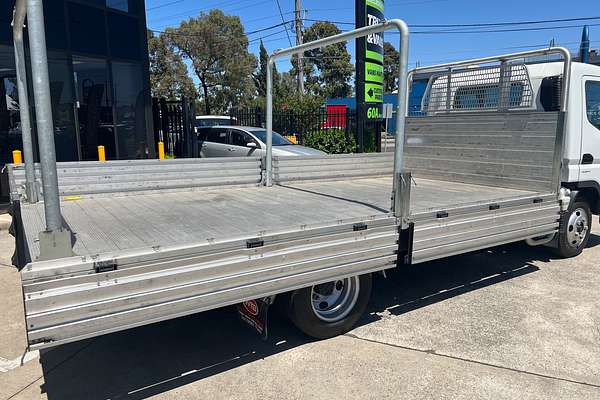 2017 Fuso Canter 515  4x2