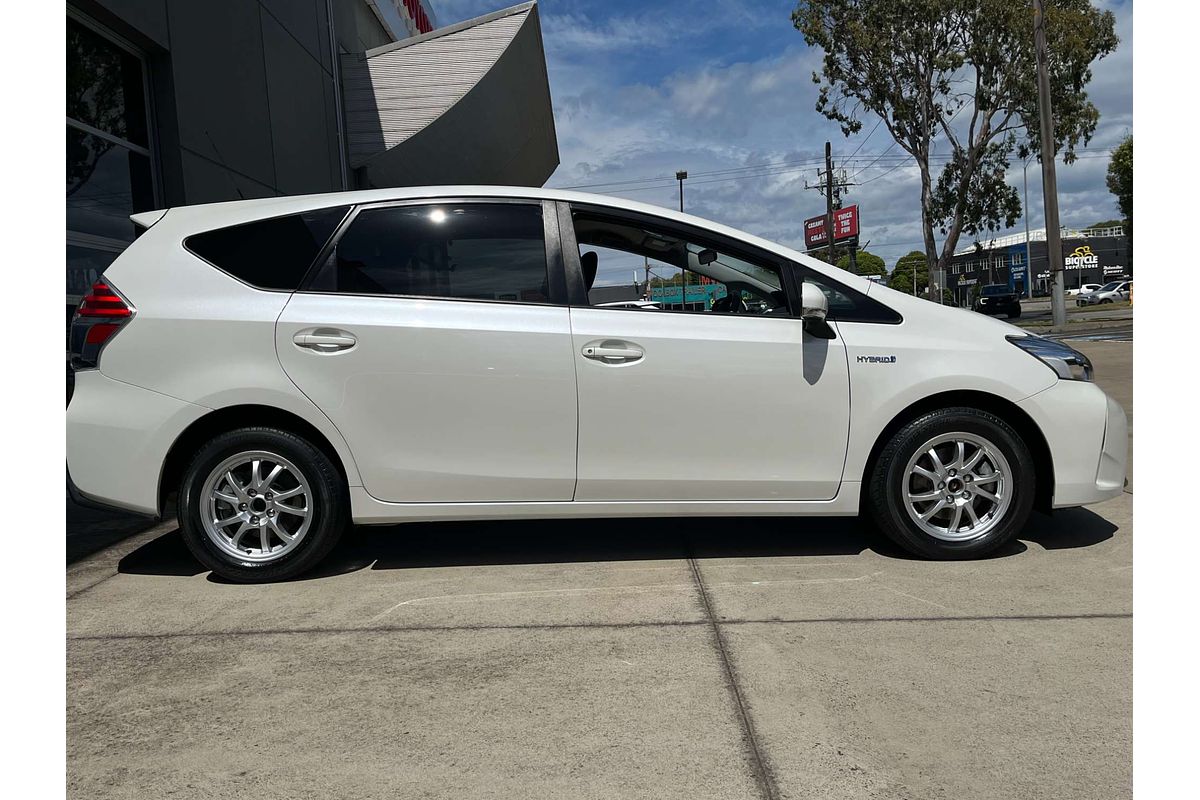 2018 Toyota Prius V i-Tech ZVW40R