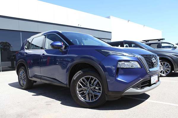 2024 Nissan X-TRAIL ST T33