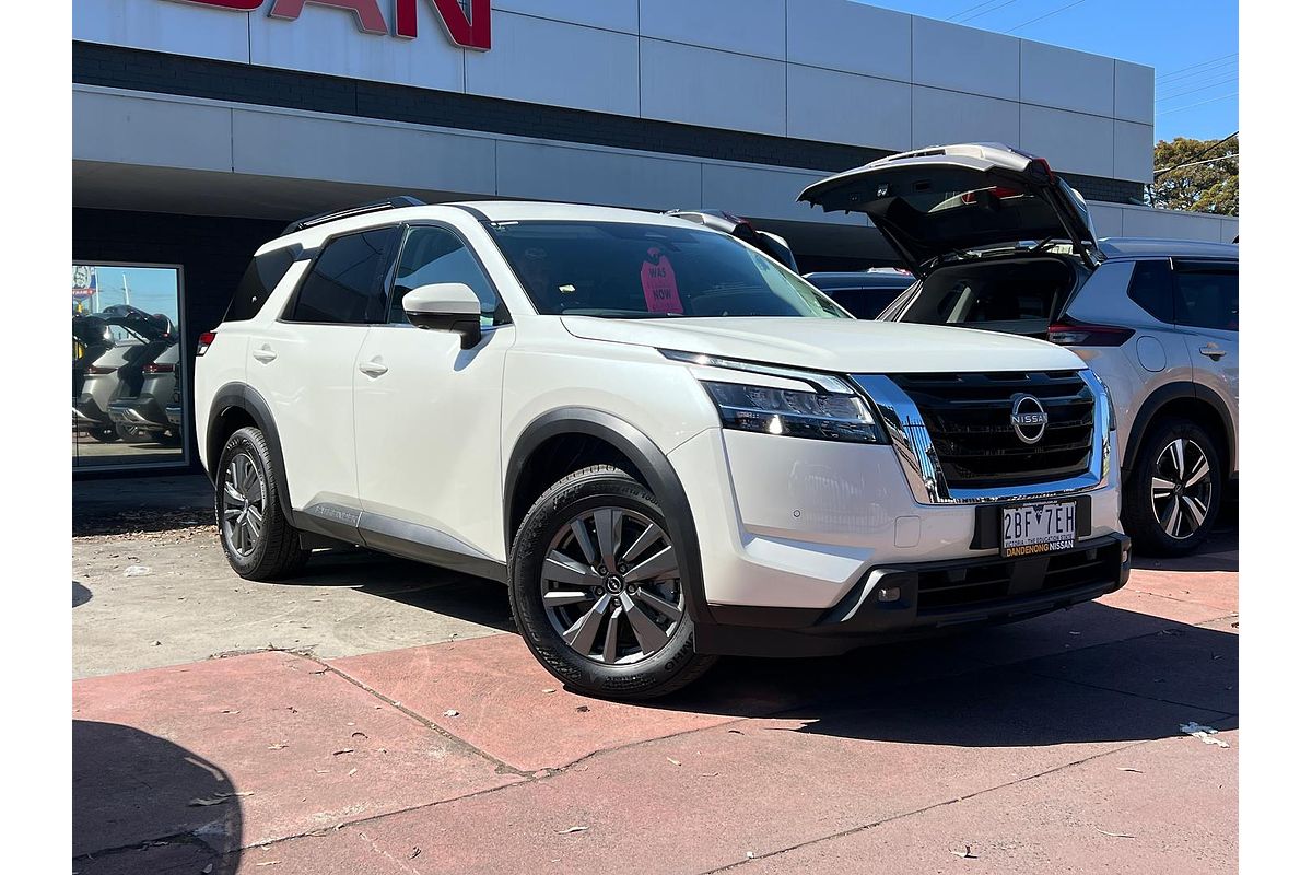 2024 Nissan Pathfinder ST-L R53