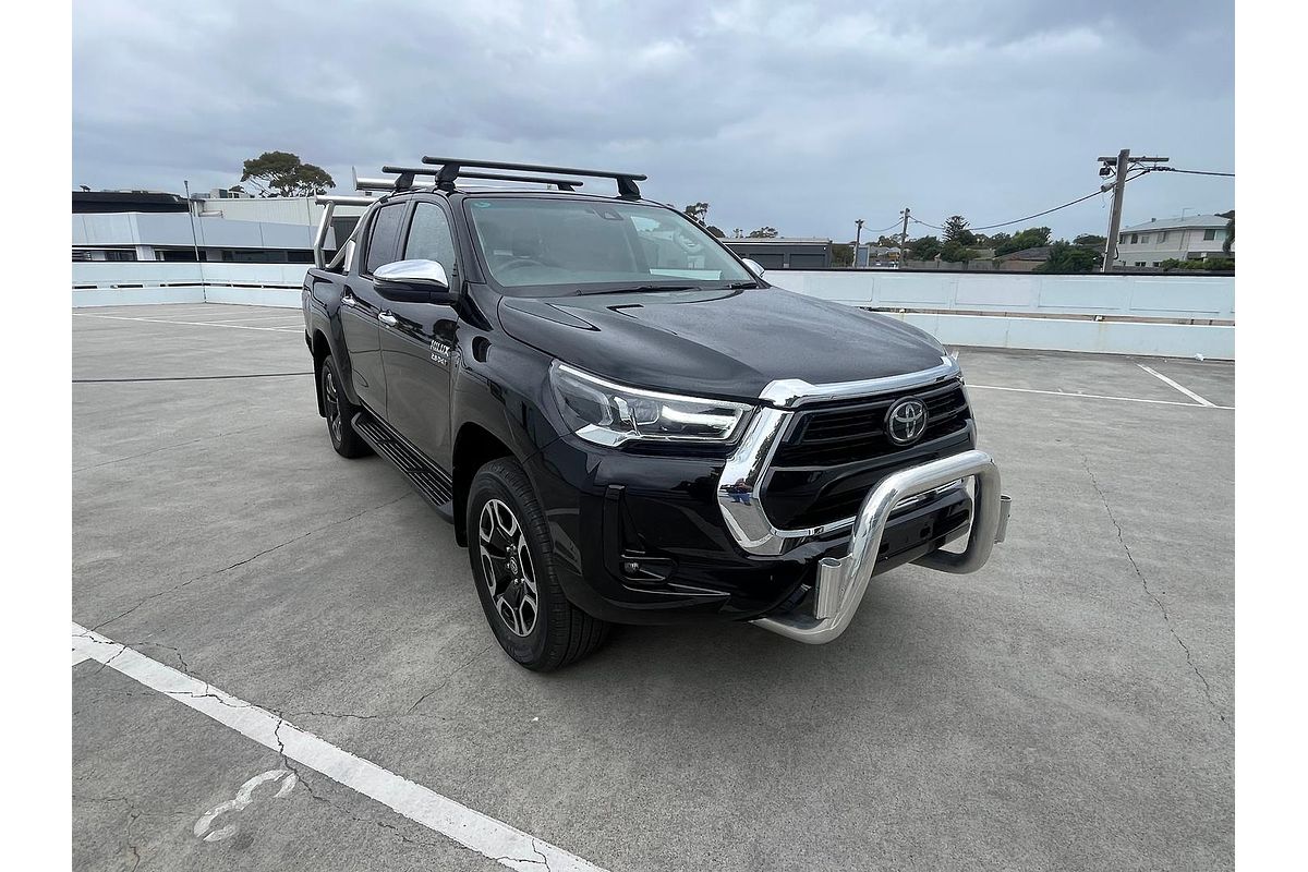 2022 Toyota Hilux SR5 GUN126R 4X4