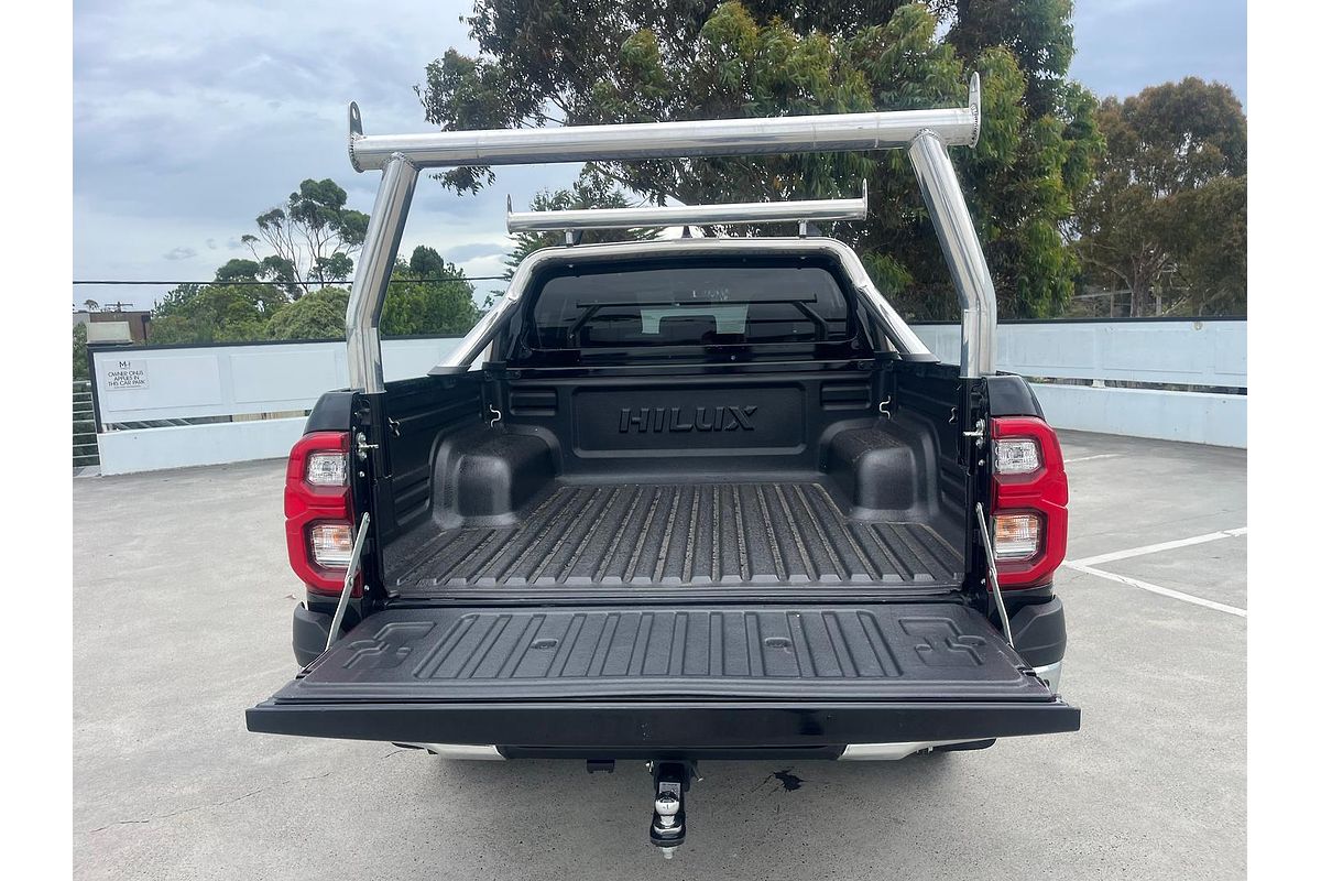 2022 Toyota Hilux SR5 GUN126R 4X4