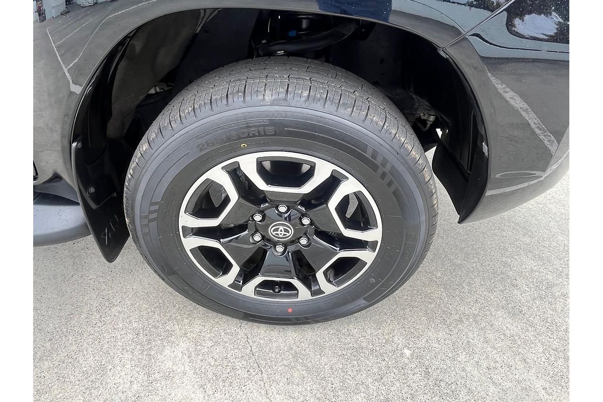 2022 Toyota Hilux SR5 GUN126R 4X4