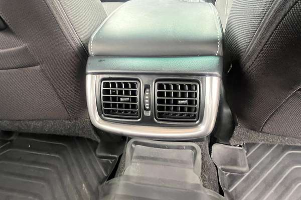 2022 Toyota Hilux SR5 GUN126R 4X4