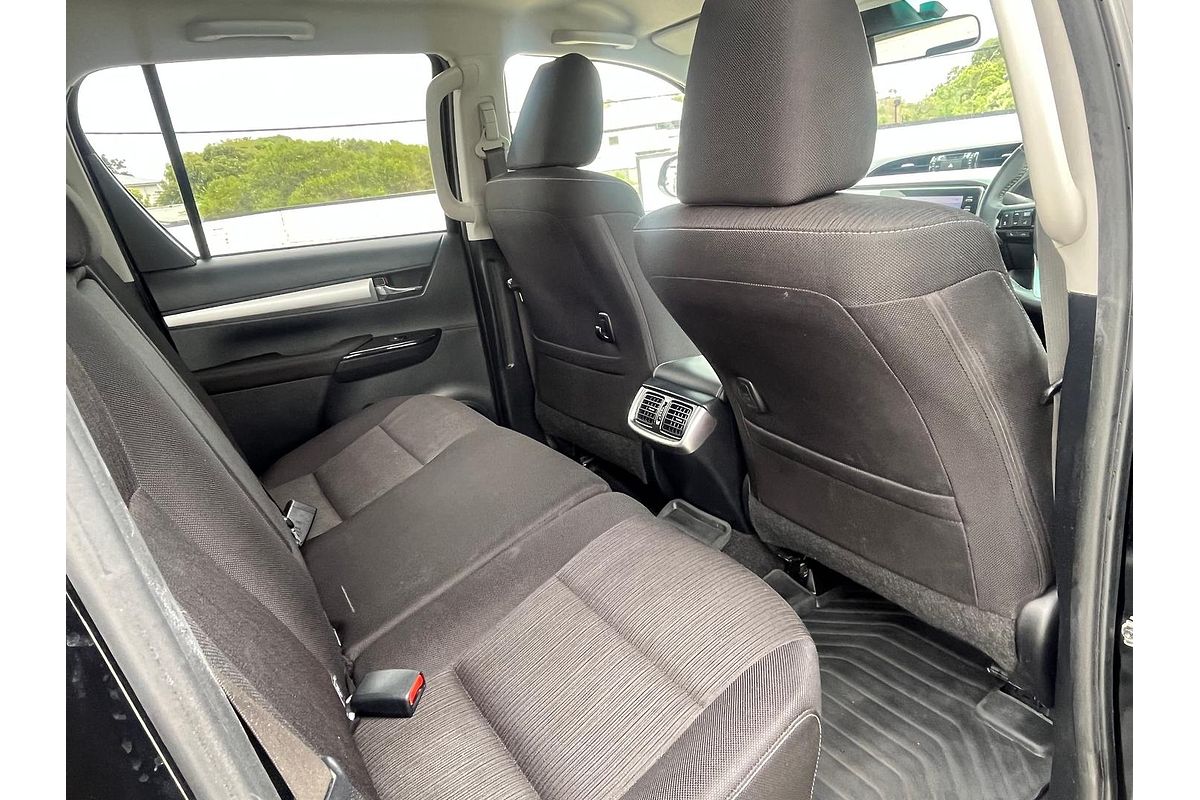 2022 Toyota Hilux SR5 GUN126R 4X4