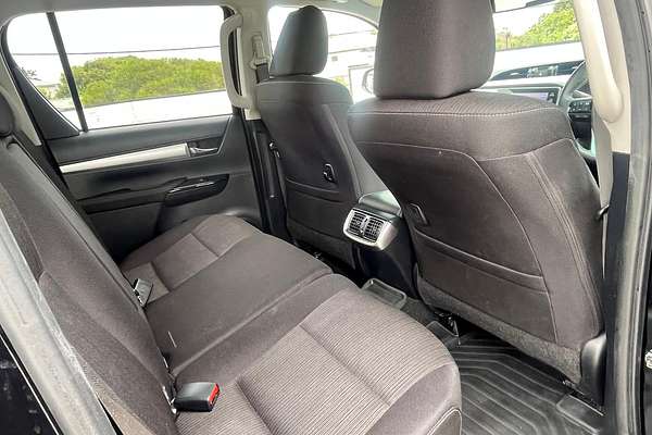 2022 Toyota Hilux SR5 GUN126R 4X4