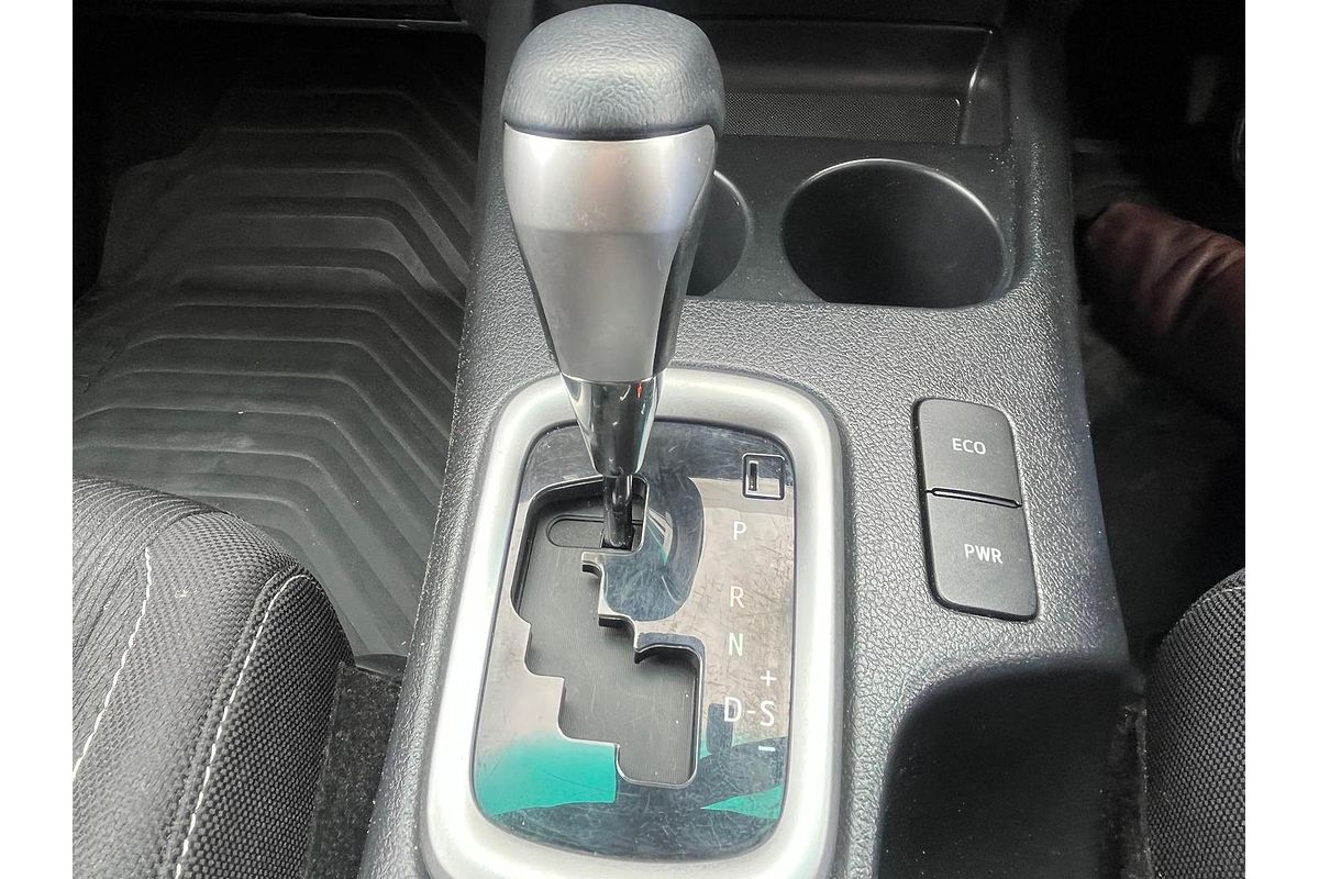 2022 Toyota Hilux SR5 GUN126R 4X4
