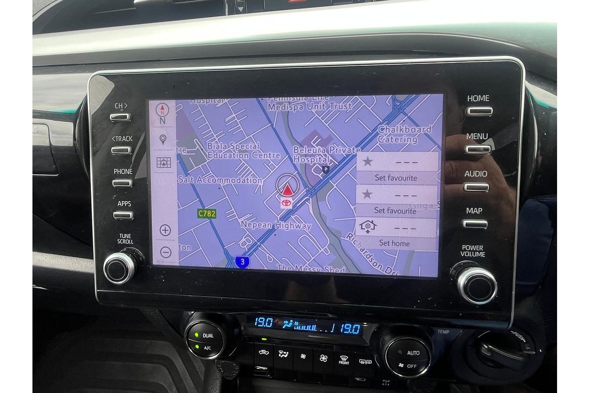 2022 Toyota Hilux SR5 GUN126R 4X4
