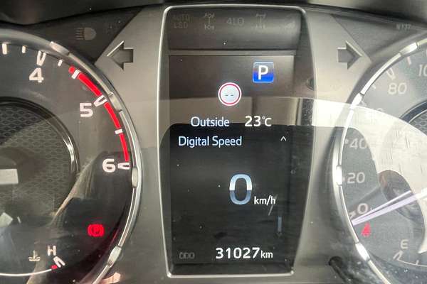 2022 Toyota Hilux SR5 GUN126R 4X4