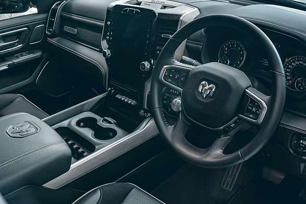 2024 RAM 1500 Laramie Sport RamBox DT 4X4 SWB