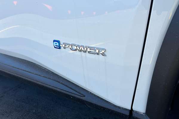 2024 Nissan X-TRAIL ST-L e-POWER T33