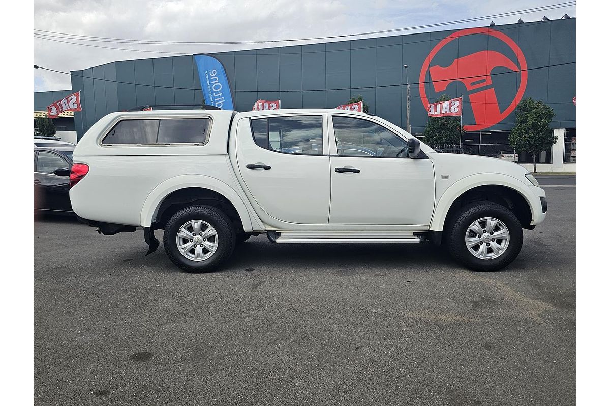 2013 Mitsubishi Triton GLX MN 4X4