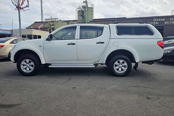 2013 Mitsubishi Triton GLX MN 4X4